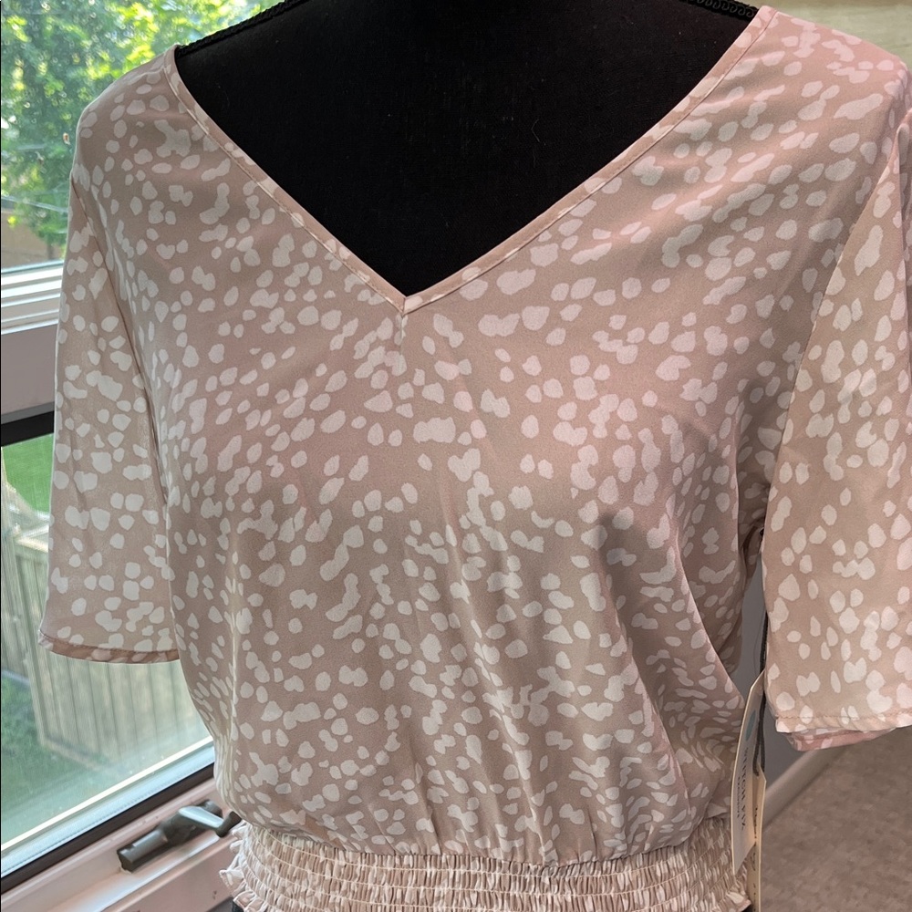 Nine Britton Cream Patterned V-Neck Blouse with Tie Back detail S - Picture 3 of 5